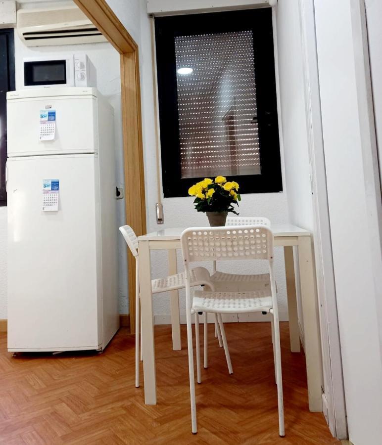 Hostel Pepe Viajes Мадрид Экстерьер фото