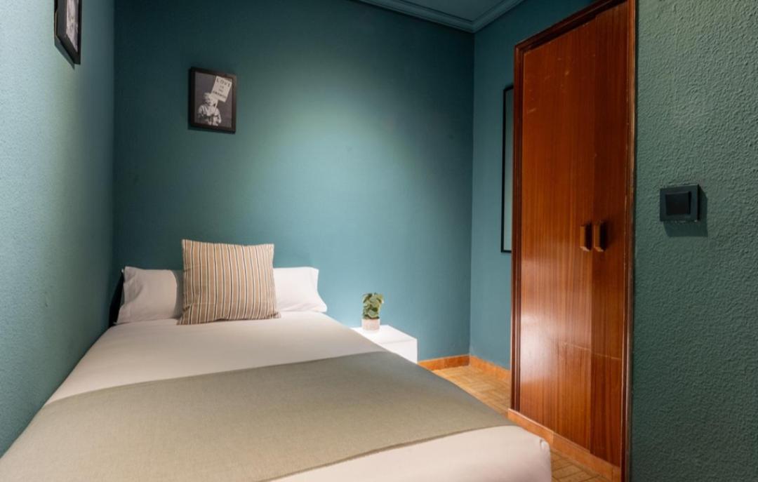 Hostel Pepe Viajes Мадрид Экстерьер фото