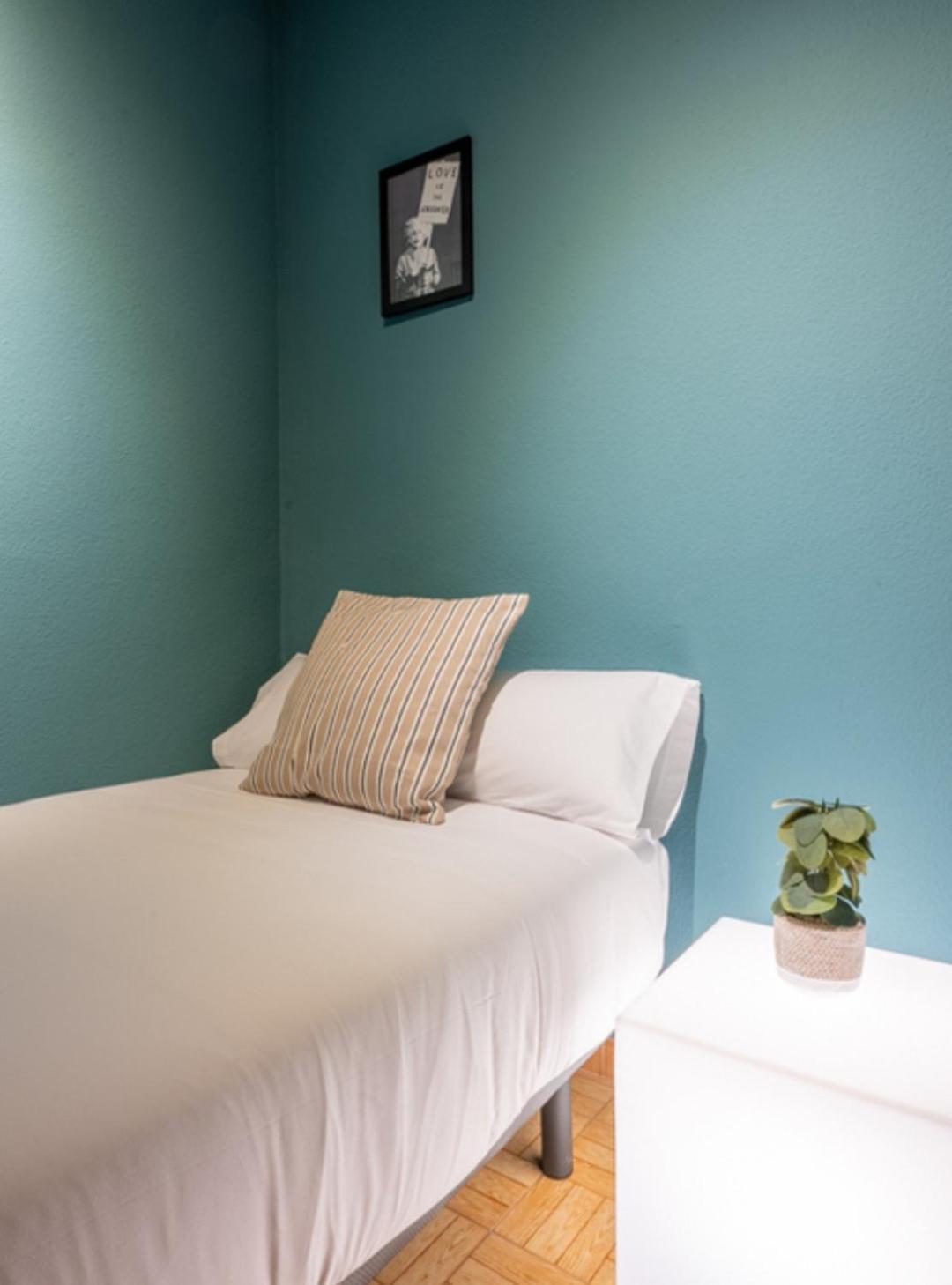 Hostel Pepe Viajes Мадрид Экстерьер фото